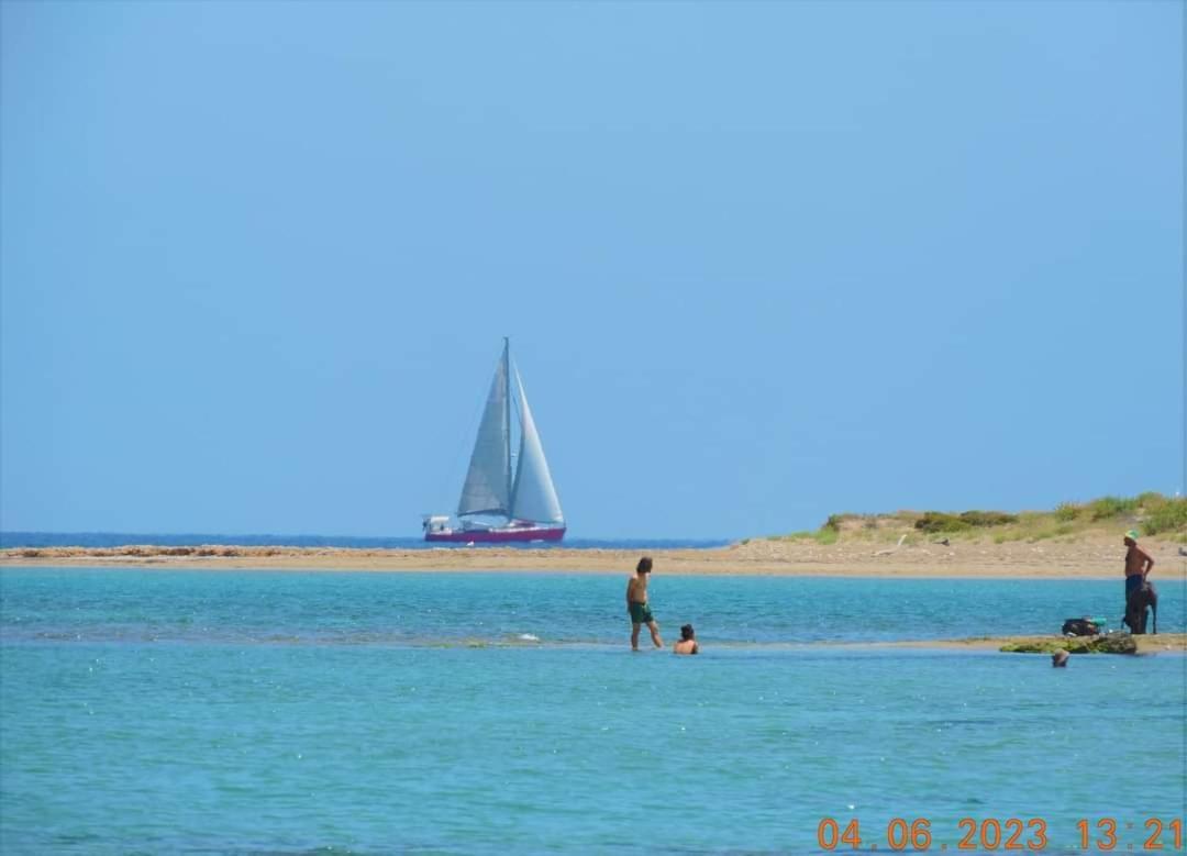 Casa Guttuso 1 Villa Portopalo Di Capo Passero Luaran gambar